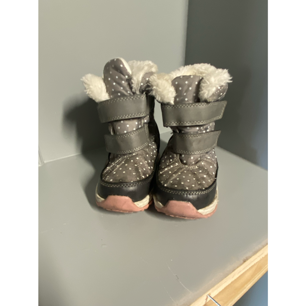 Carters Polka Dot Girls Snow Boots